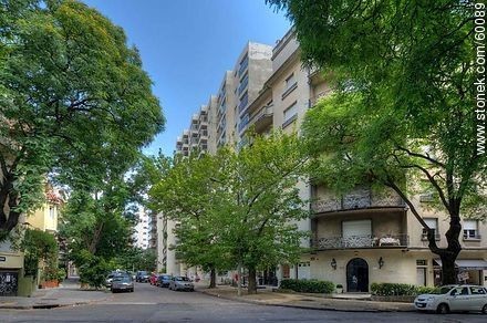 OPORTUNIDAD - Monoambiente semi amueblado en Avenida Brasil $17500 